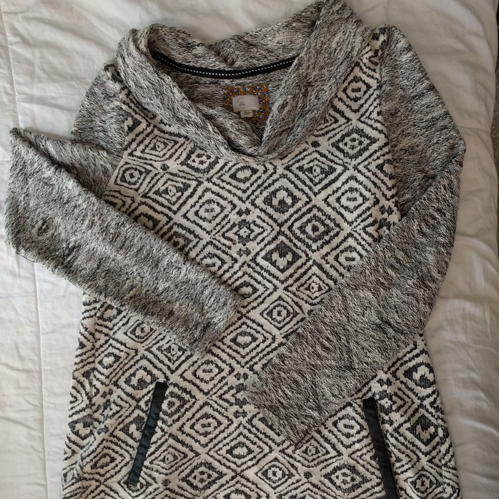 Anthropologie Sweater with pockets